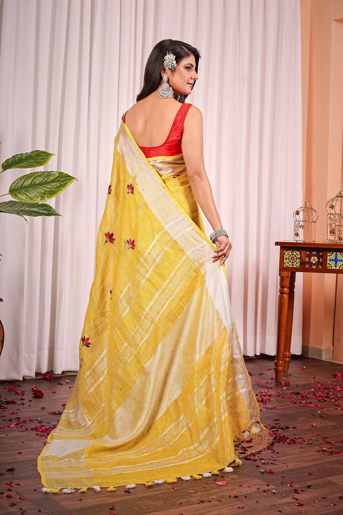 K A V E R I || Pure Linen Saree