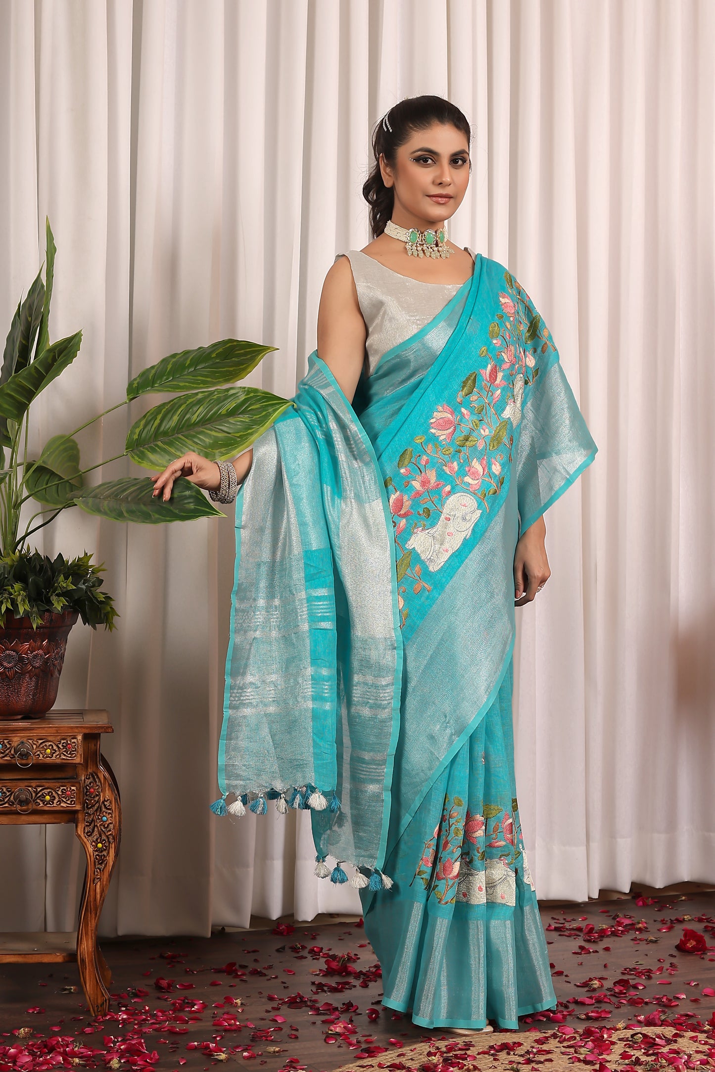 A L A K N A N D A || Pure Linen Saree