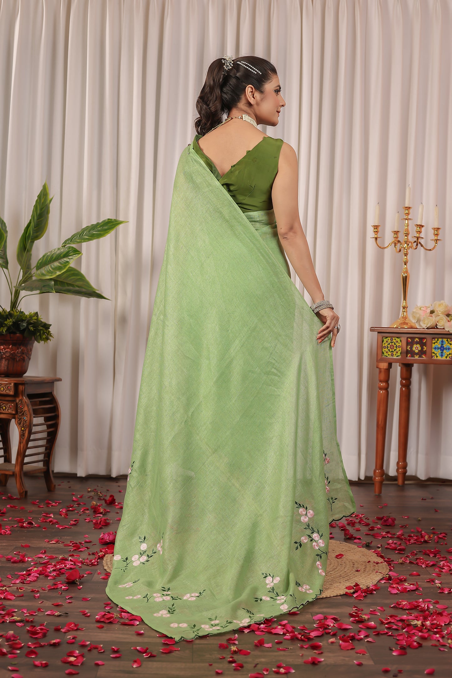 B R I N D A || Pure Linen Sree