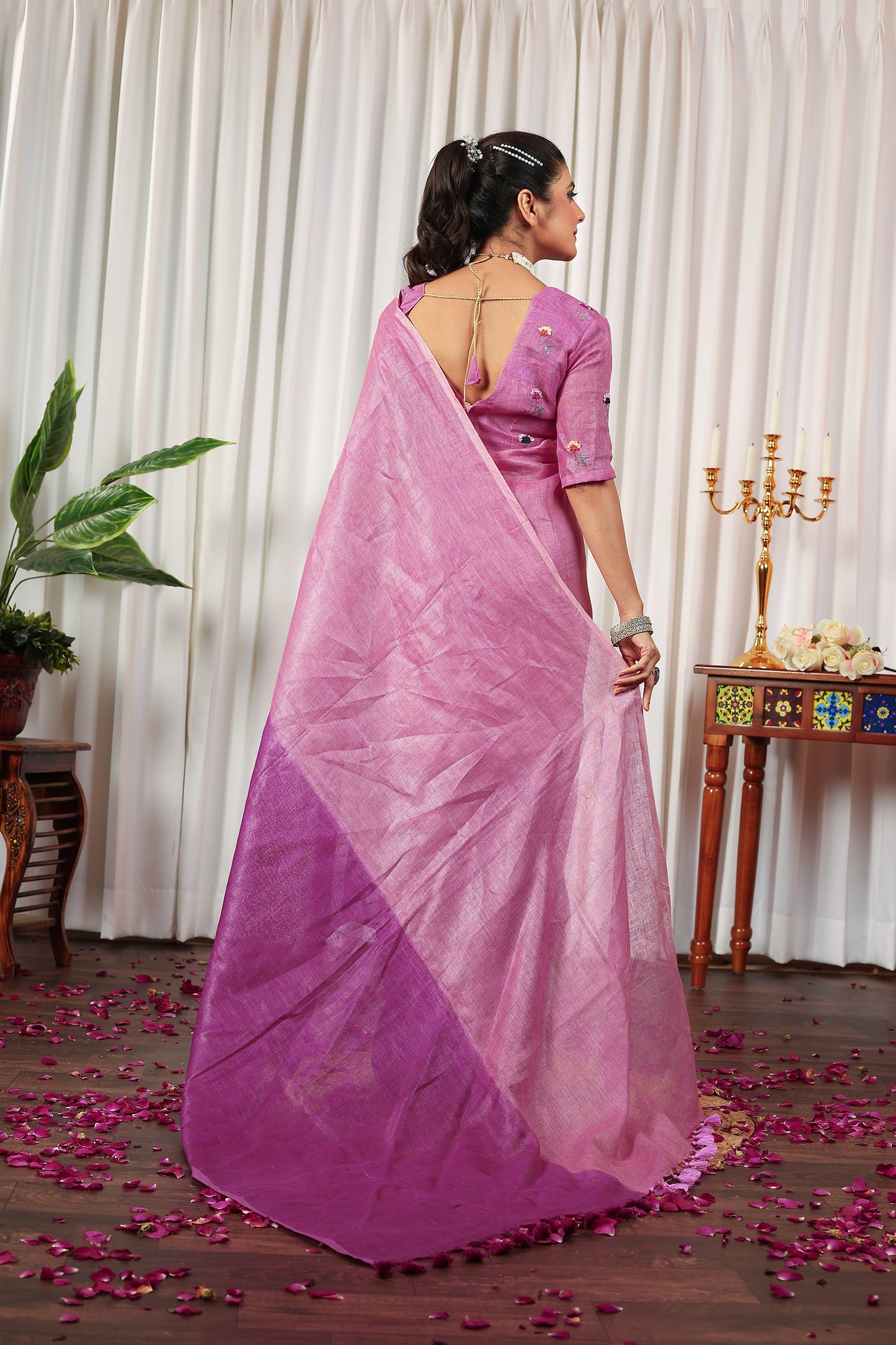 V I S H W A M R I T || Pure Linen Saree