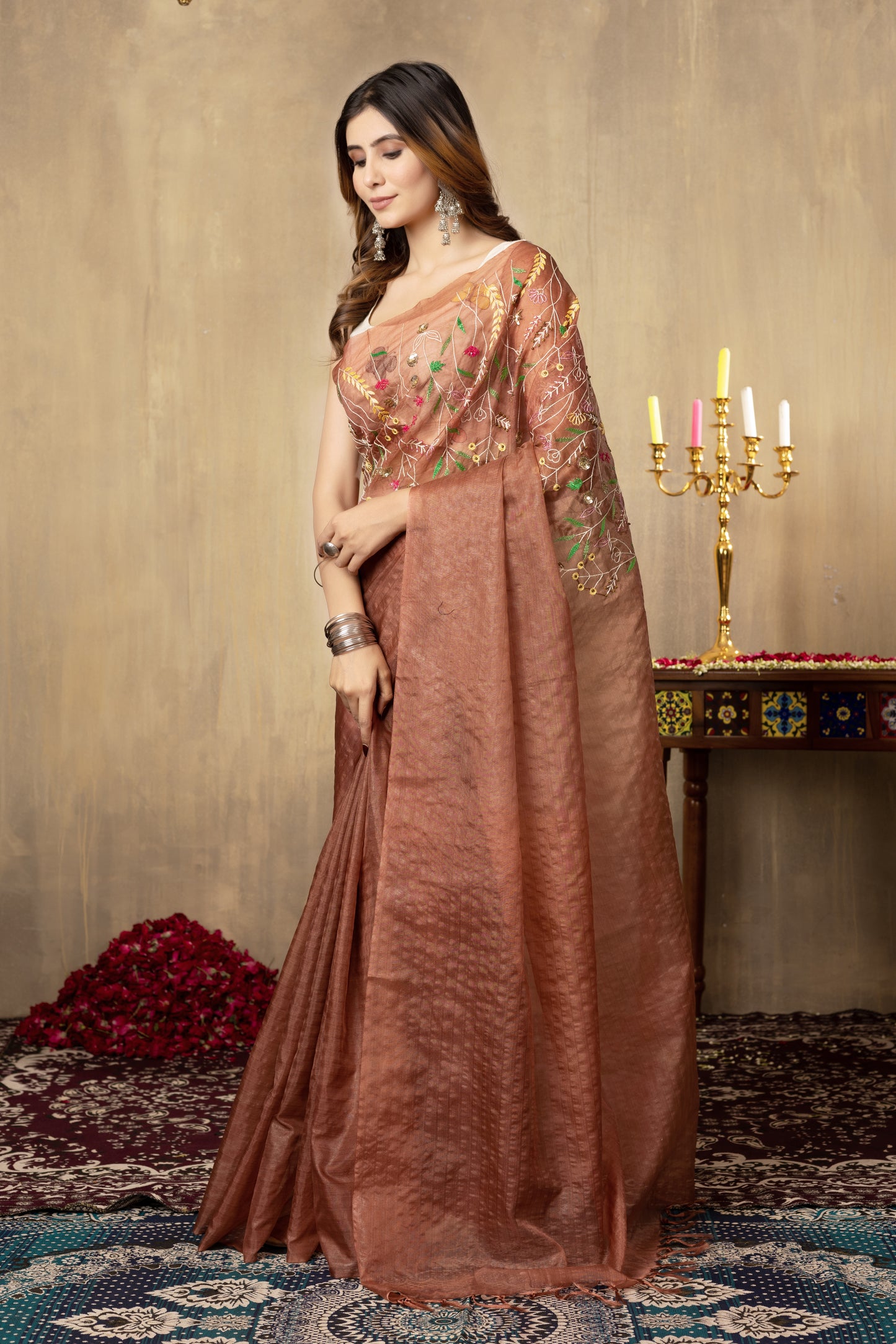 V A M I K A || Organza hand embroider Saree