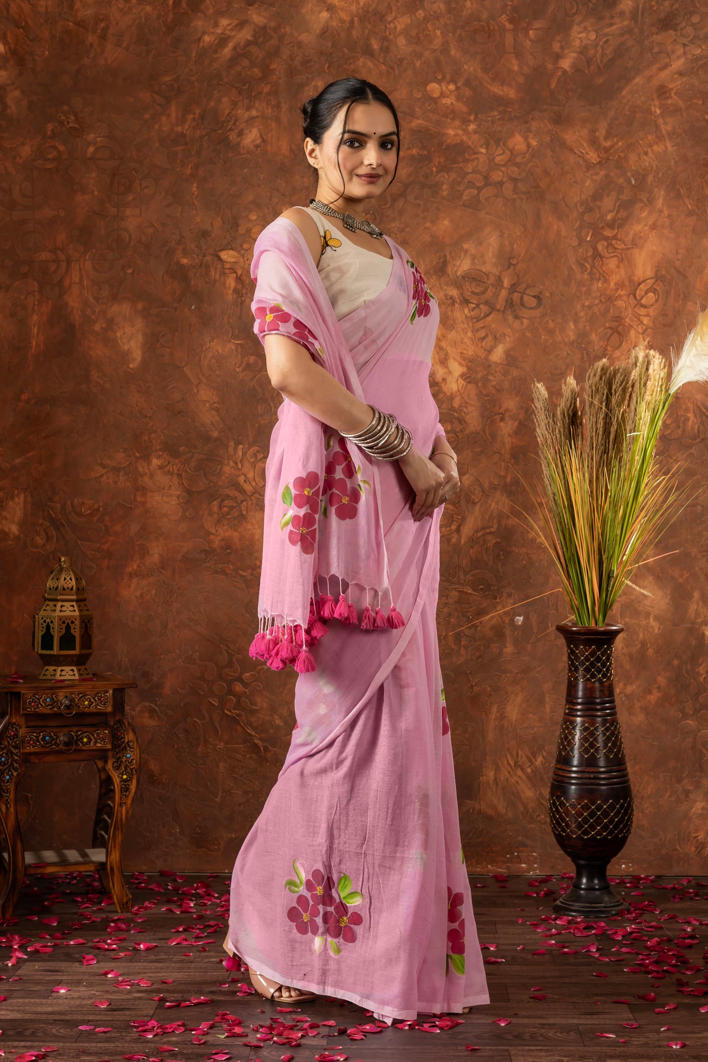K U M U D I N I || Mull Cotton Saree with Hand Paint