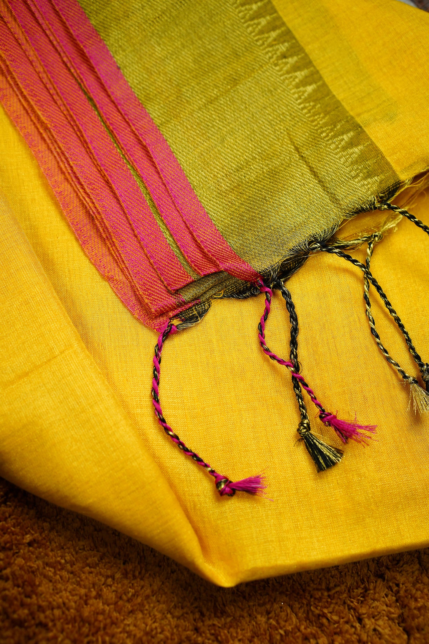 V E D I K A || Mull Tissue saree