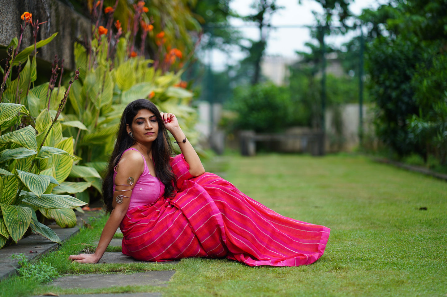 S I N D H U J A ||Pure Linen Saree
