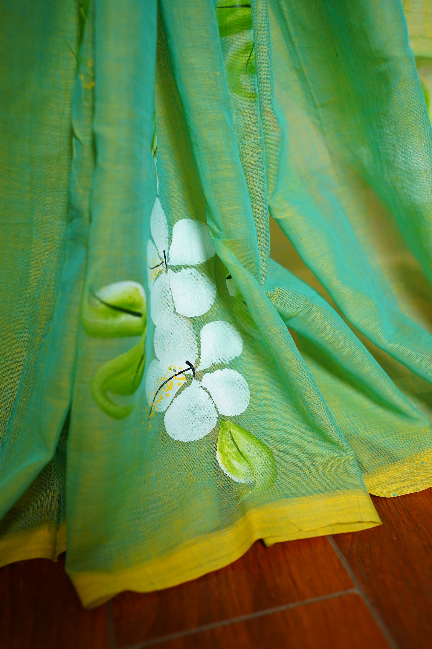 P H U L R A N I || Mull Cotton Saree with Hand Paint