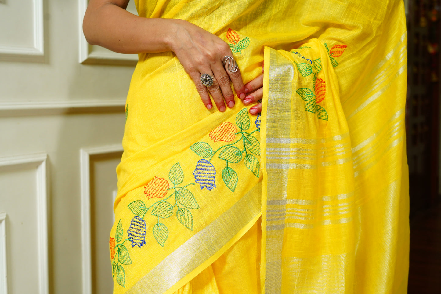 S H R U T I K A || Semi Tusar Saree