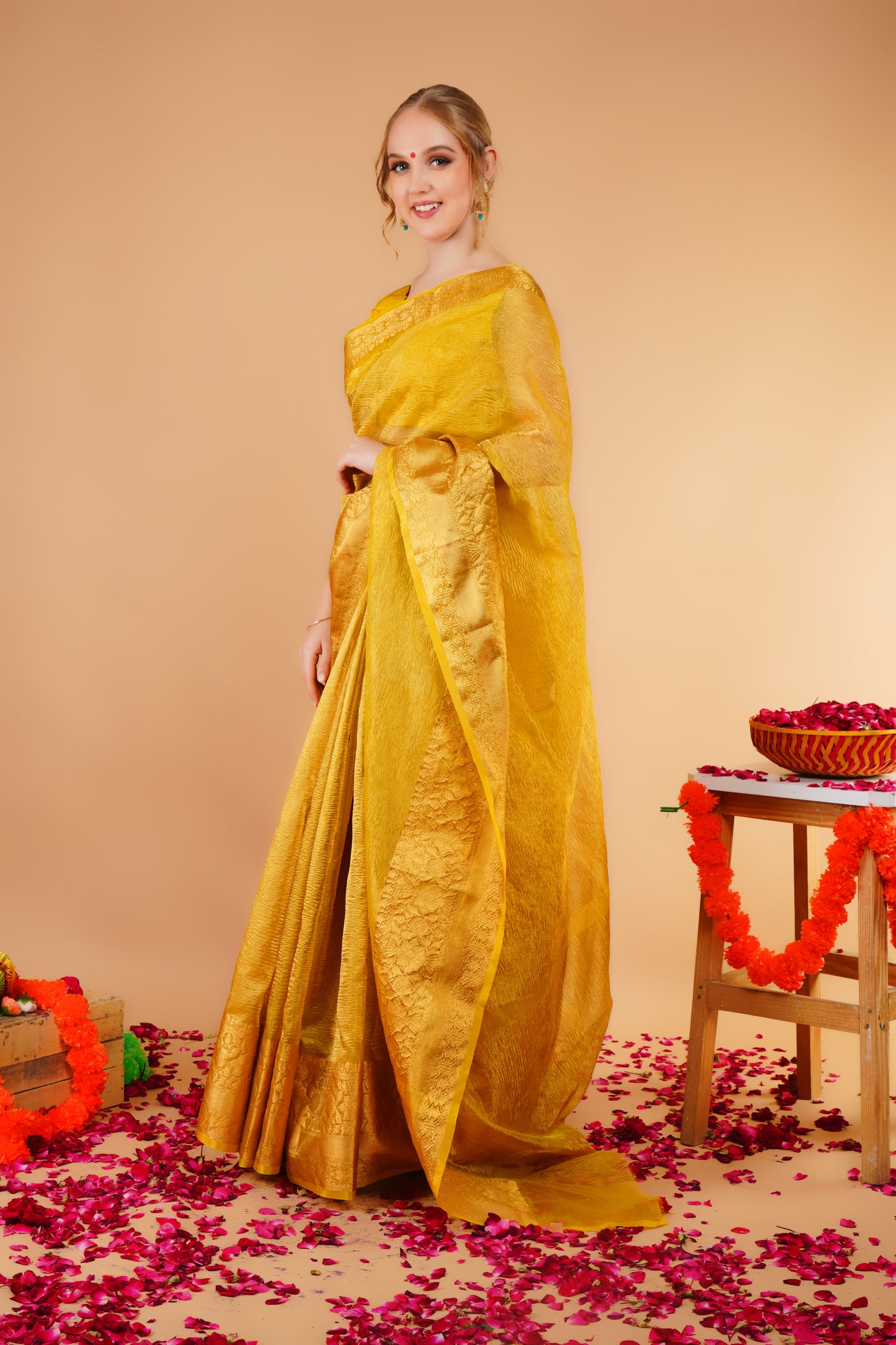 V A S A N T A || Crushed Tissue Saree