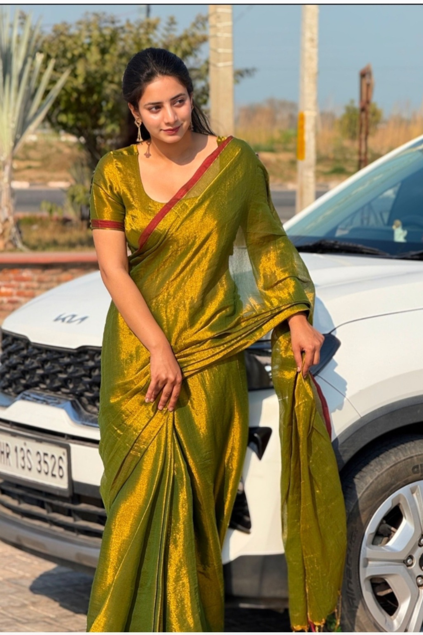 N A L I N I || Handloom Raga Tissue Saree