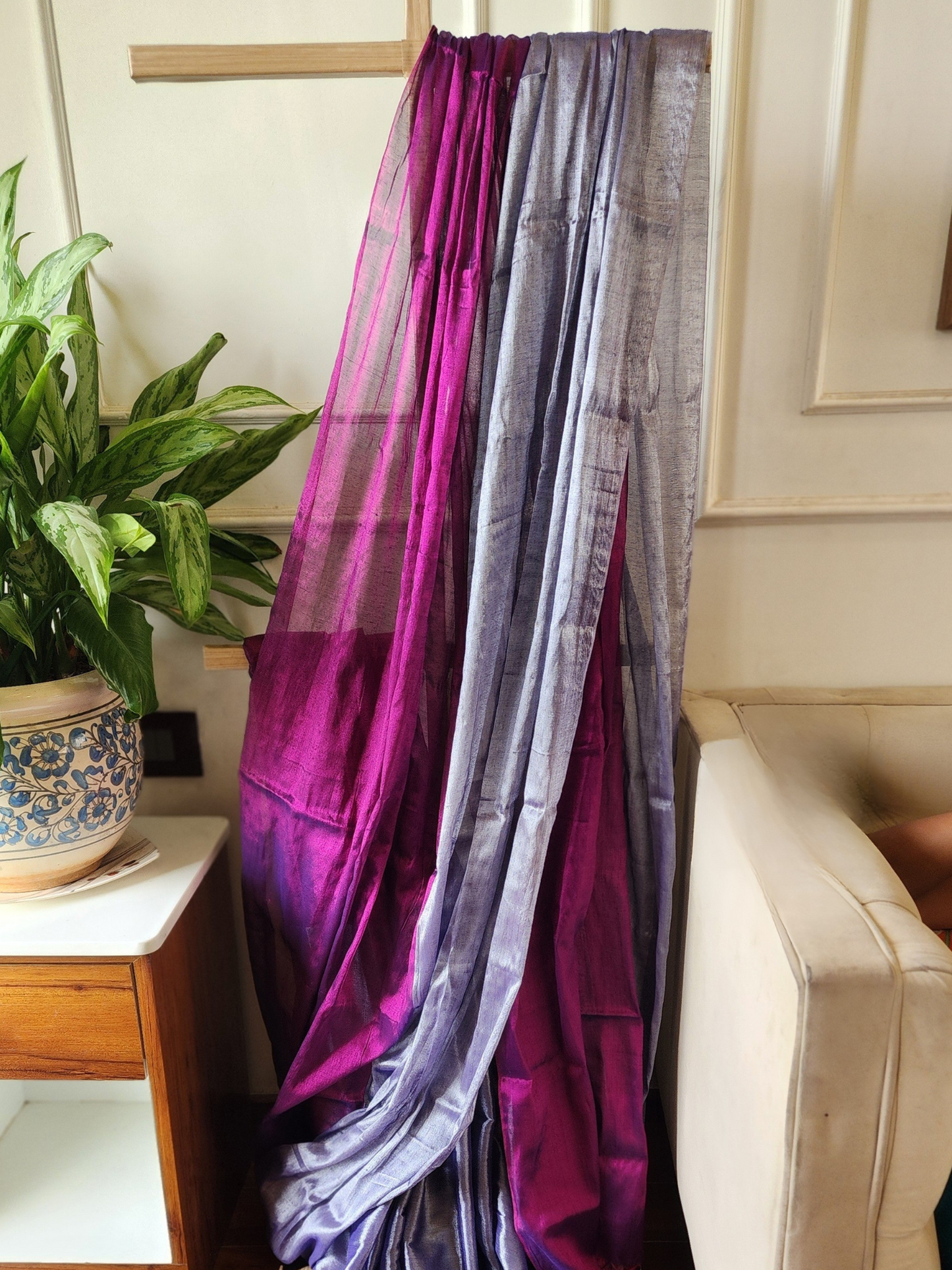 S I N D O O R I E || || Handloom Raga Tissue Saree