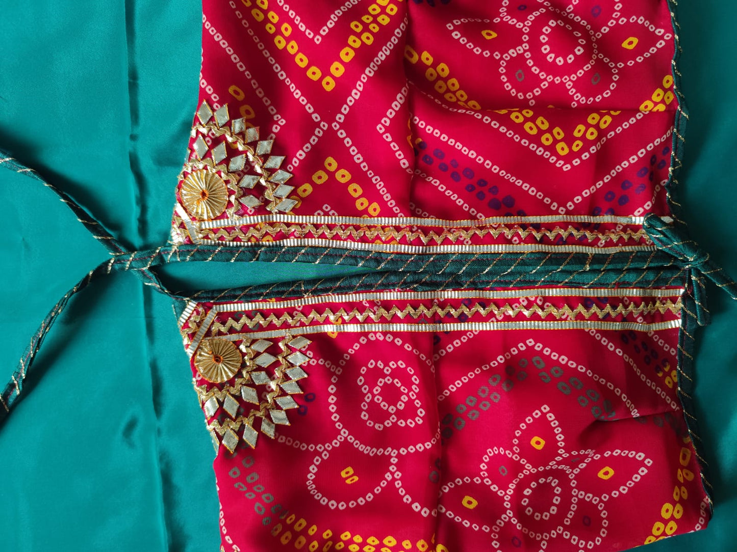 Pachrangi Lahariya Saree with Gota Patti Work || Pachranga