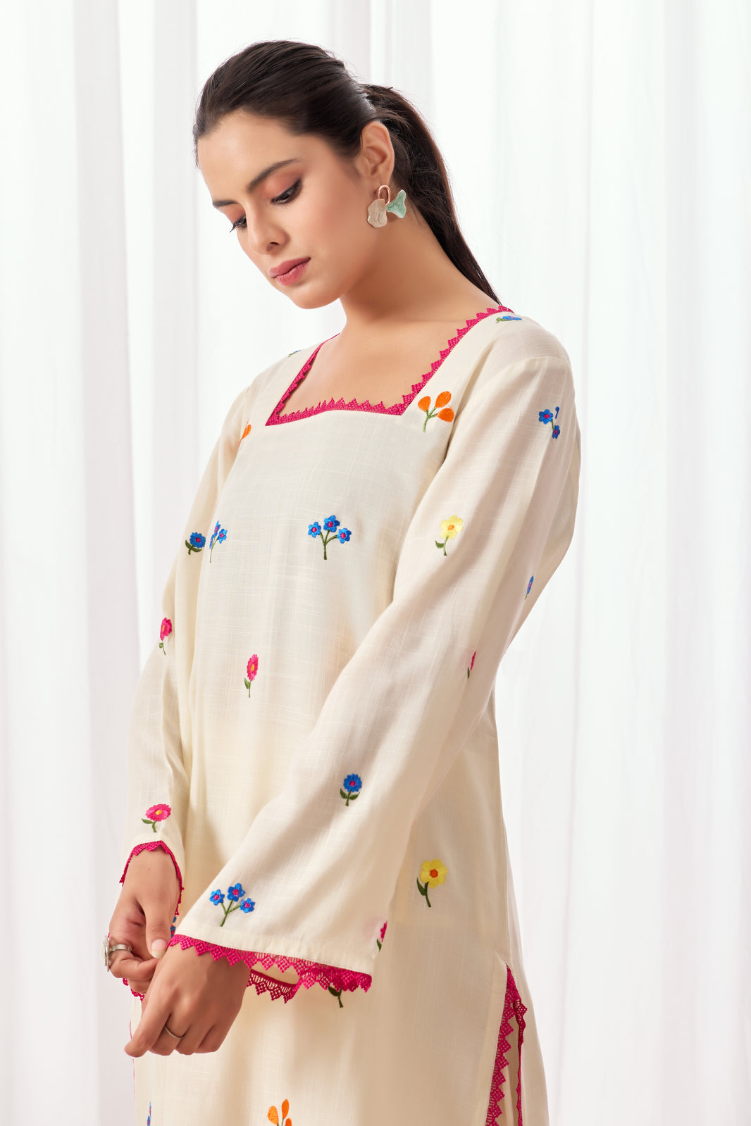 Oversized Kurta Sets & Farshi Salwar Online | Ethnic Wear Women ...
