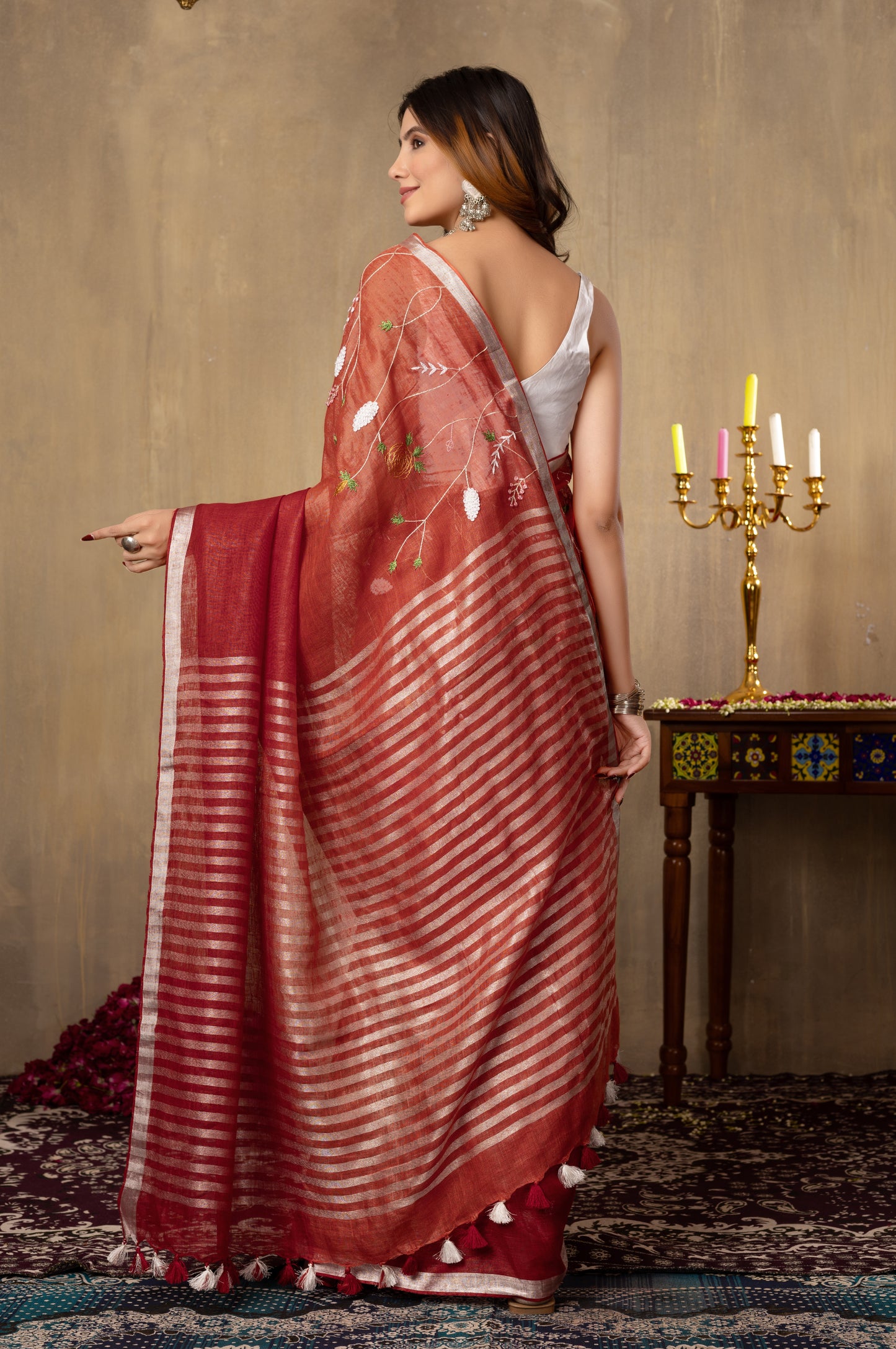 V A I S H N A V I || Pure Linen Saree