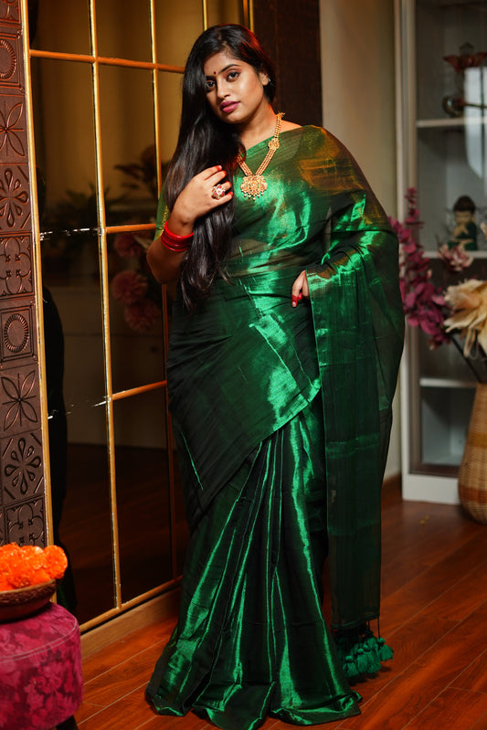 S A M I R A || Tissue saree with Tussle