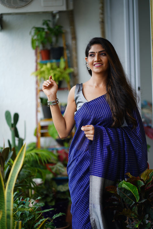 A N J A L I || Khadi Cotton Saree with Zari