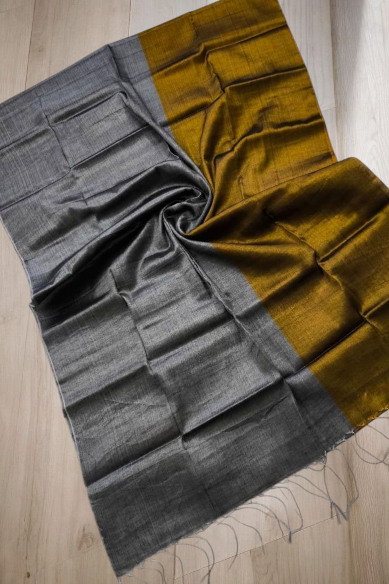 Z U B E D A || Raga Tissue Saree