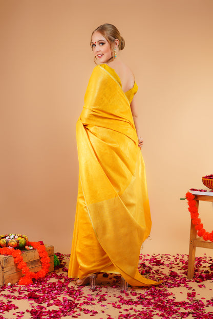 K O M A L || Tissue Linen Saree
