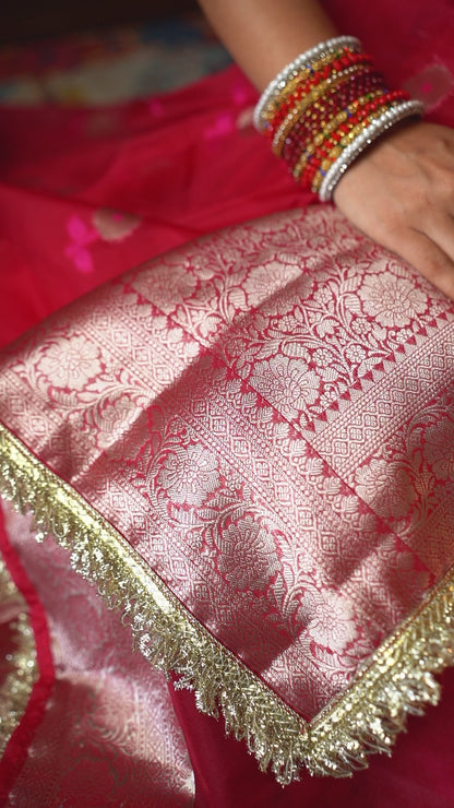 D E V A K I ||Banarsee Tissue Saree with Kiran Lace
