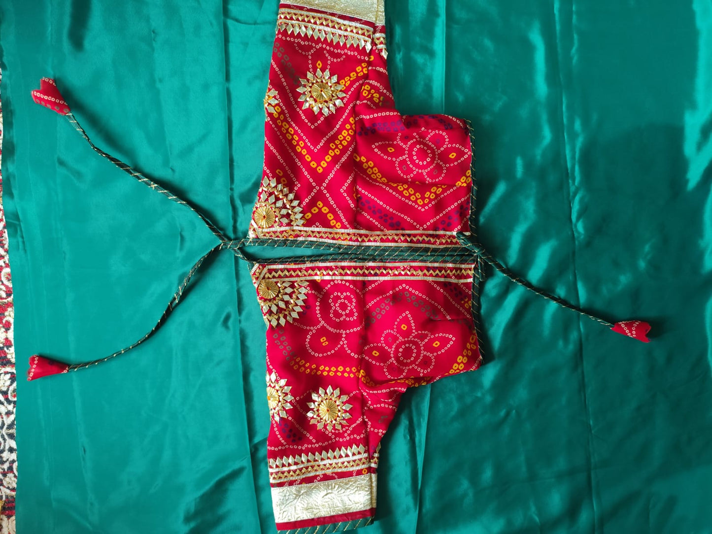 Red Bandhni Aangi Blouse with intricate Lace and Got Work || Kiran