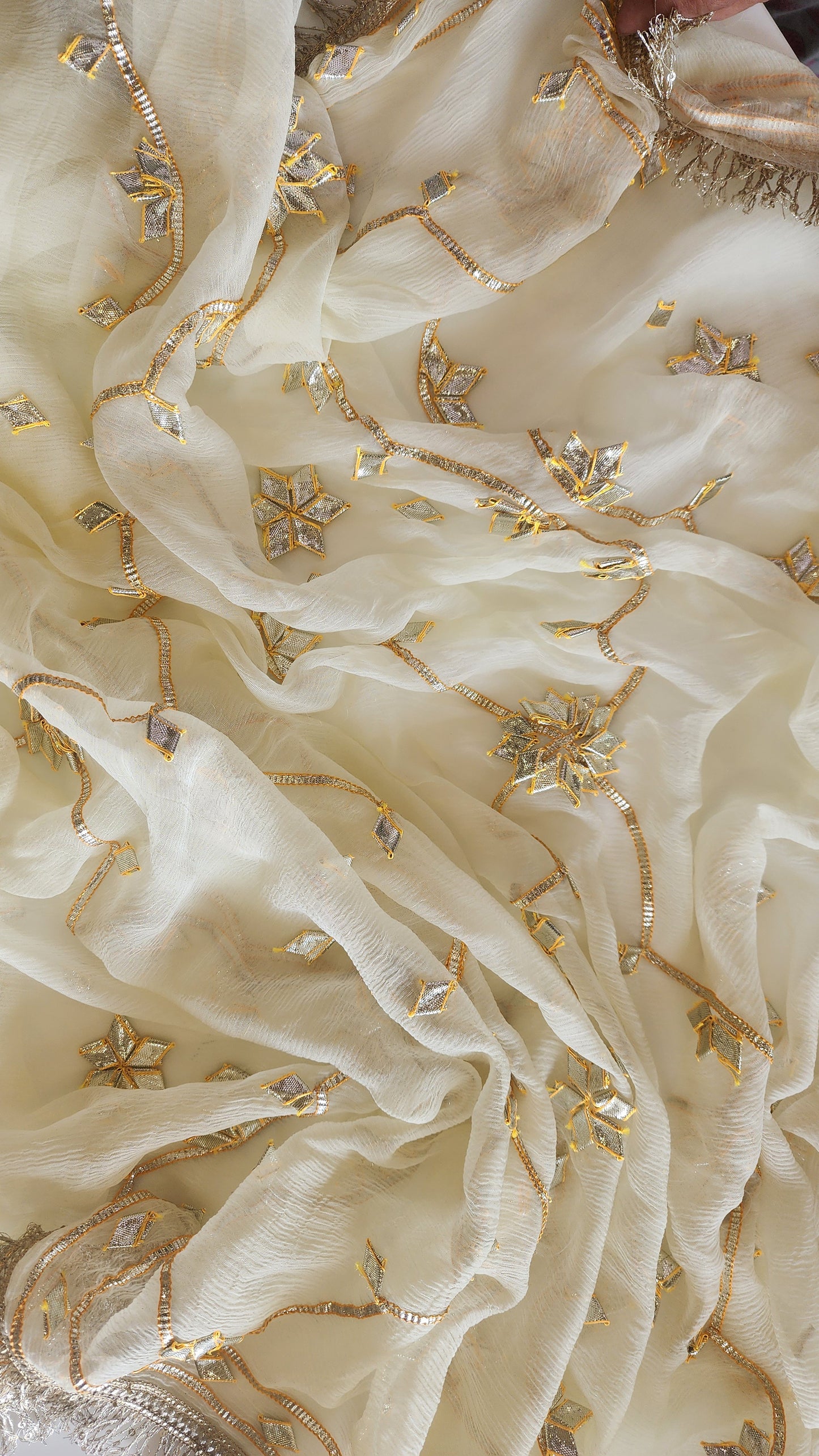 H U S N A  || Chiffon Saree + Blouse Combo