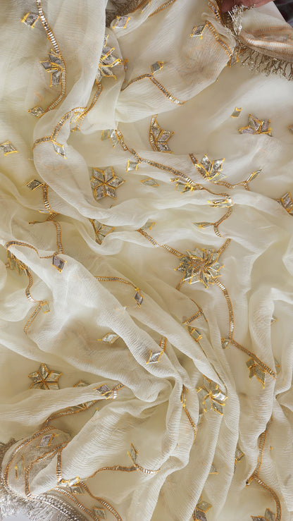 H U S N A  || Chiffon Saree + Blouse Combo