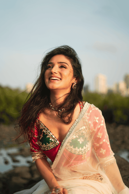 Pure Diamond Chiffon Saree with Gota Patti & Aangi Blouse Combo || Soundrya