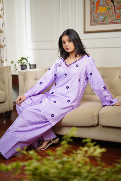 Purple Oversized Farshi Shalwar with flower motif || Lily