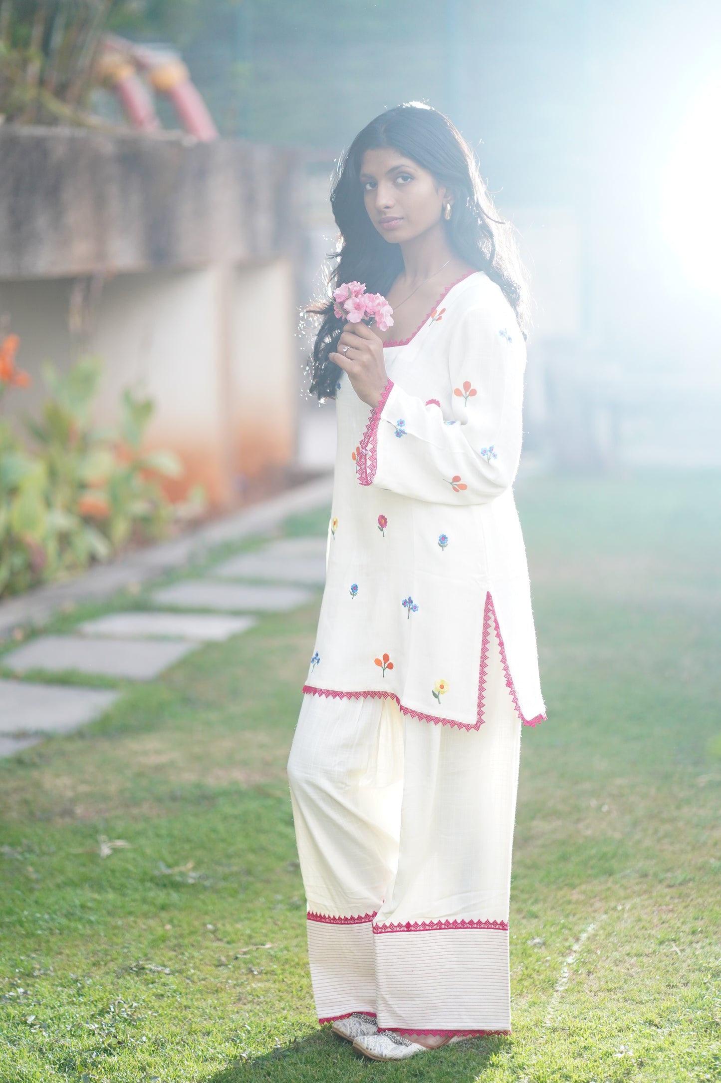 Tulip Oversized embroided Farshi Salwar Set | Ethnic Cotton Suit | Ethnic Saroj