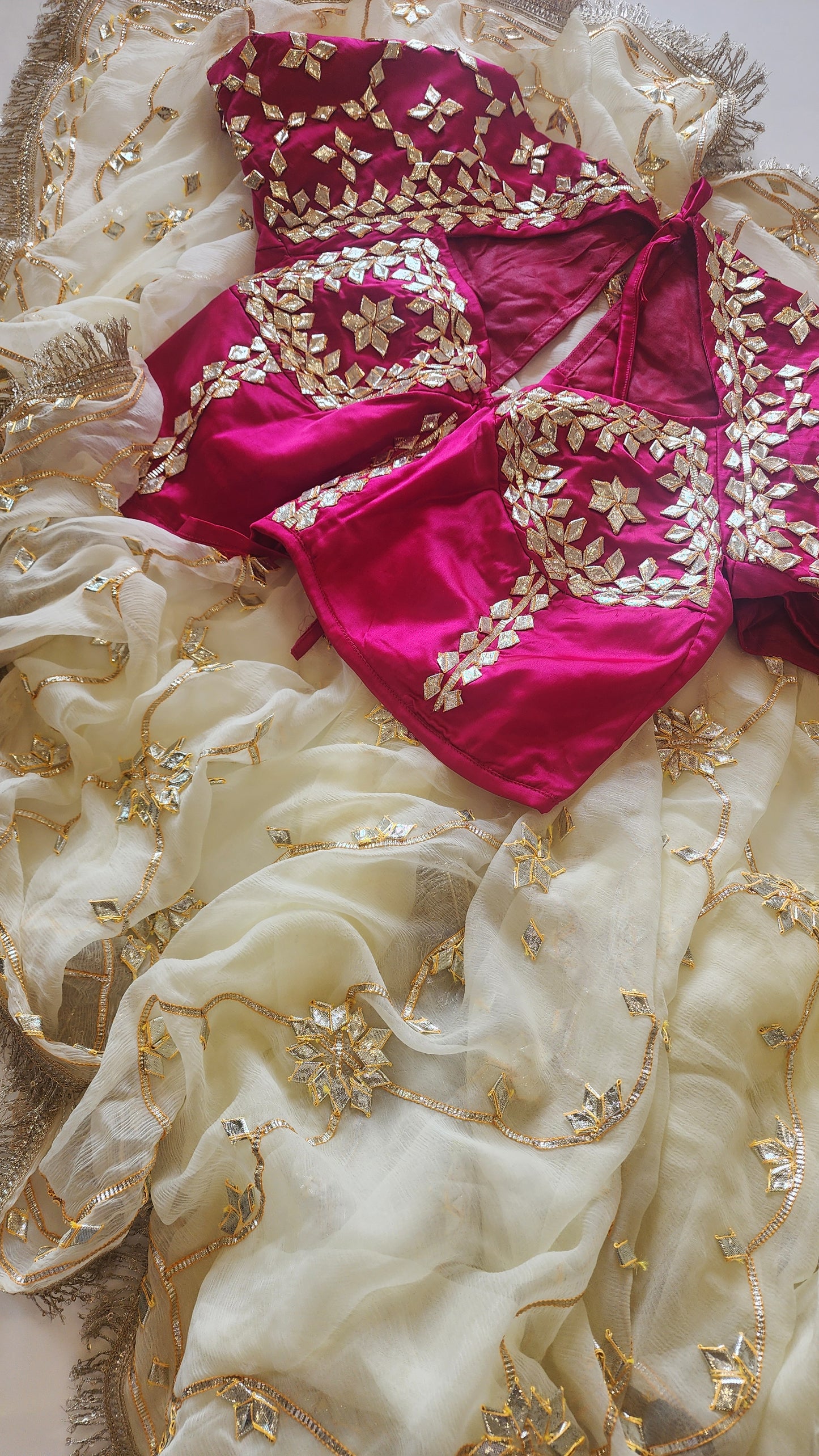 H U S N A  || Chiffon Saree + Blouse Combo