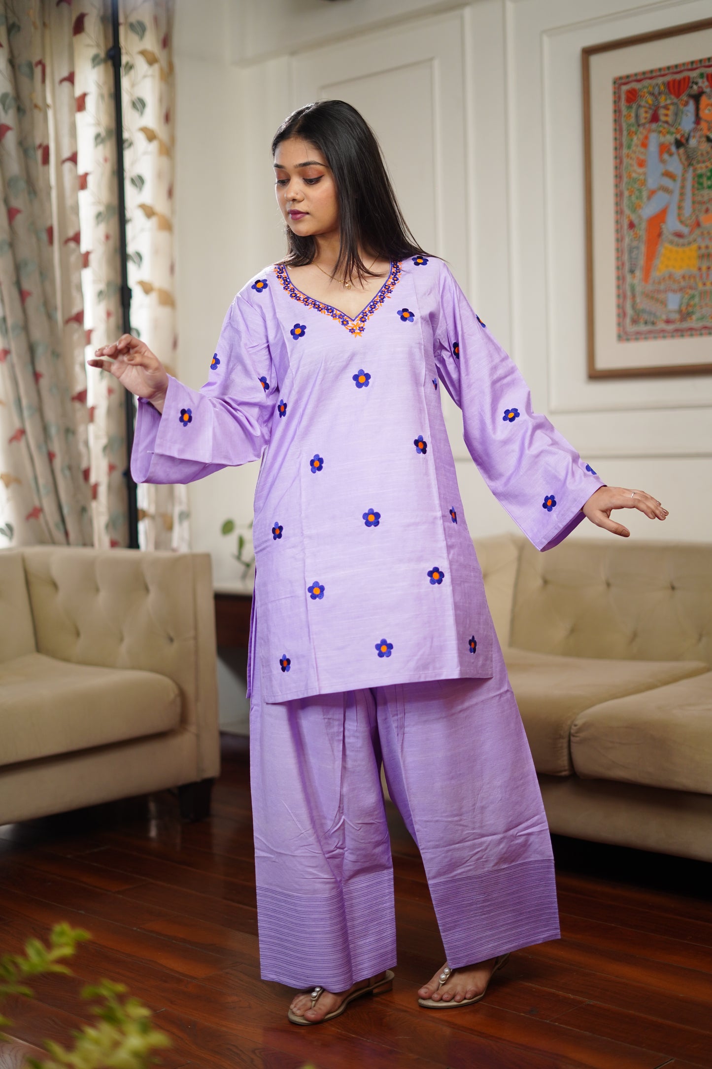 Purple Oversized Farshi Shalwar with flower motif || Lily