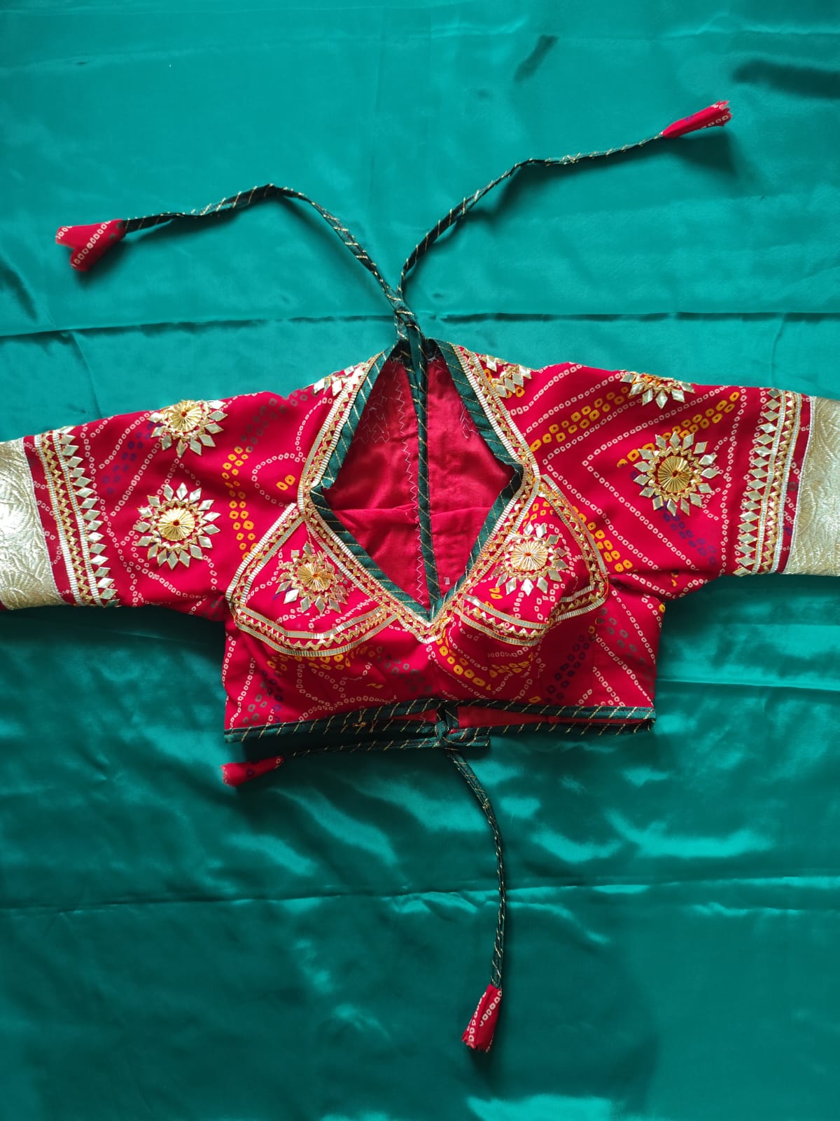 Red Bandhni Aangi Blouse || Kiran